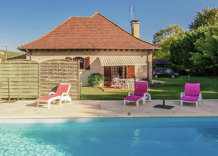 Villa Riverside Charm In Perigord Noir *