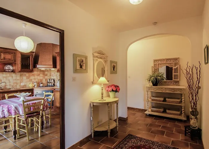 Riverside Charm In Perigord Noir *